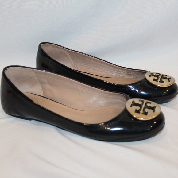 TORY‎ BURCH WOMEN'S PATENT BLACK LEATHER BALLET FLATS GOLD LOGO SZ 7.5 - Picture 1 of 5